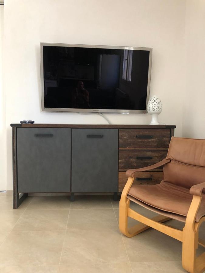 Villa Lara - Mit Separatem Extra Zimmer Mit Wc Und Dusche San Vito dei Normanni Eksteriør bilde